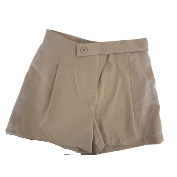 New Forever 21 Kids Tan Shorts - Picture 1 of 3